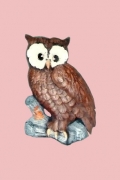 Large Sitting Owl